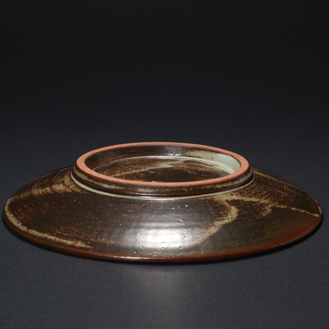 人間国宝 島岡達三 象嵌赤絵草花皿∅24 共箱 縄文象嵌 R1633ラ3 - メルカリ