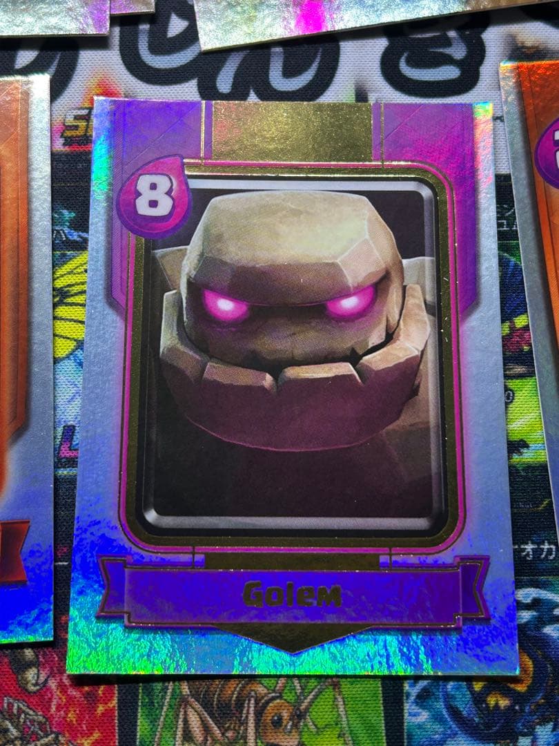クラッシュロワイヤル 公式トレーディングカード　ゴーレム 希少品 クラッシュロワイヤル 公式トレカパック ノーマル 21種コンプ
