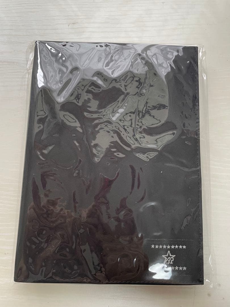 B'zさん　ファンクラブ　手帳 B'z Official Website