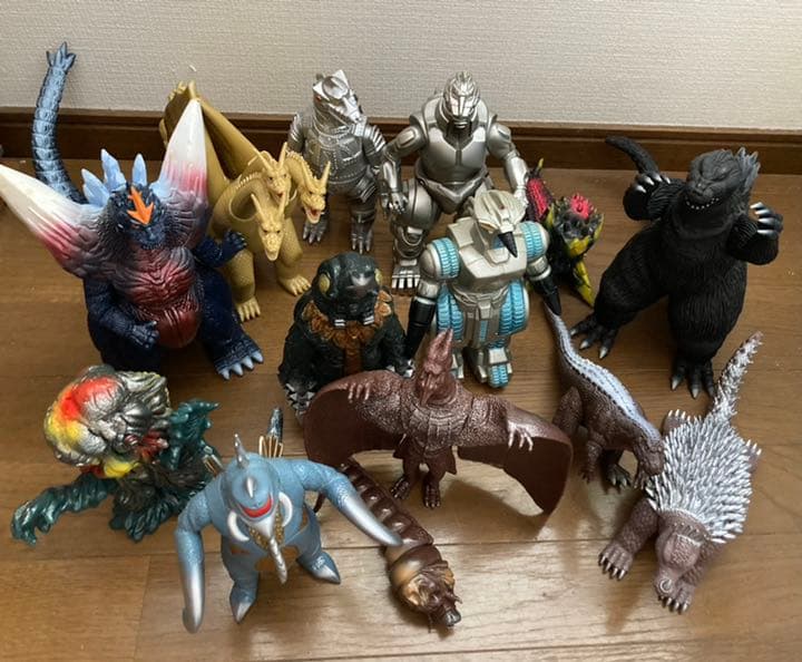 ゴジラ 結集歴代怪獣ボックス ソフビ14体 モスラ キングギドラなど