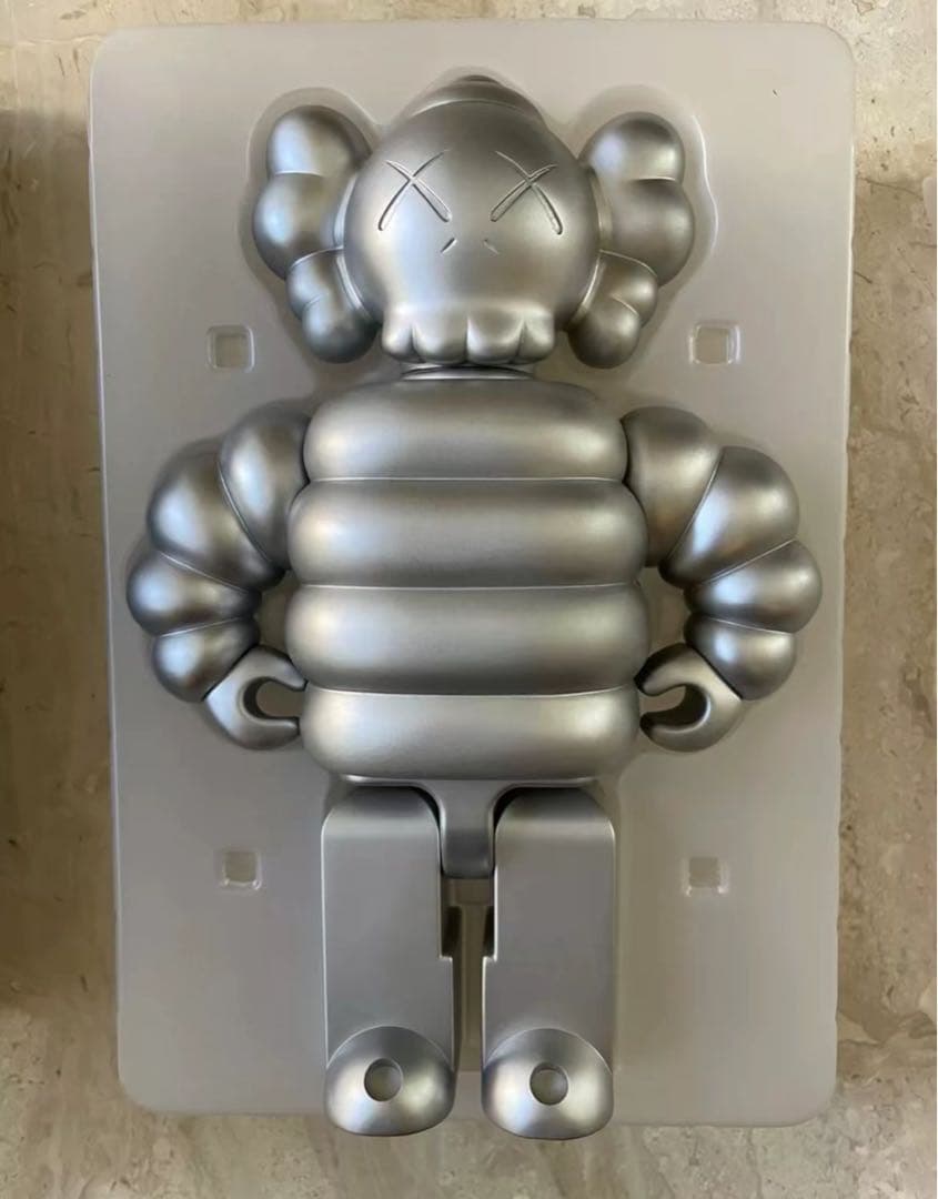その他 Bearbrick400%Kaws Chum Kubrick KAWS, Medicom Toy KAWS X Mad Hectic X Kubrick 400% Available For