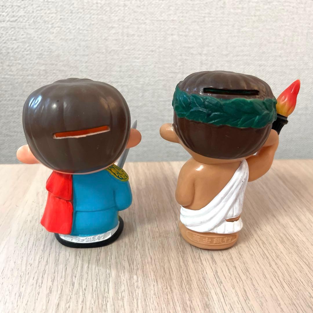 昭和レトロ 当時物 富士銀行 ソフビ 貯金箱 8個 - メルカリ