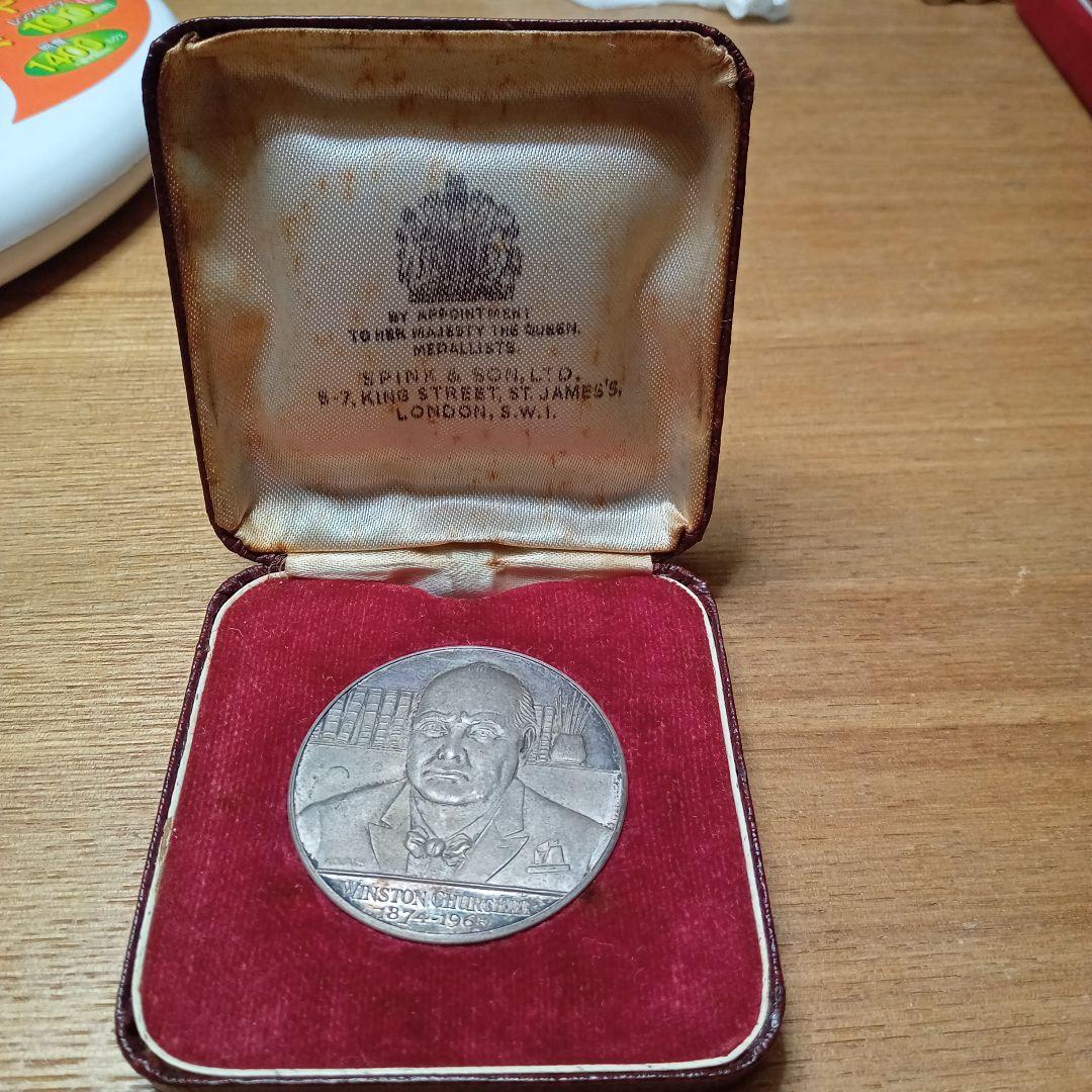 500円記念シルバー1000 。日生クラブ表彰純銀 チャーチルシルバー