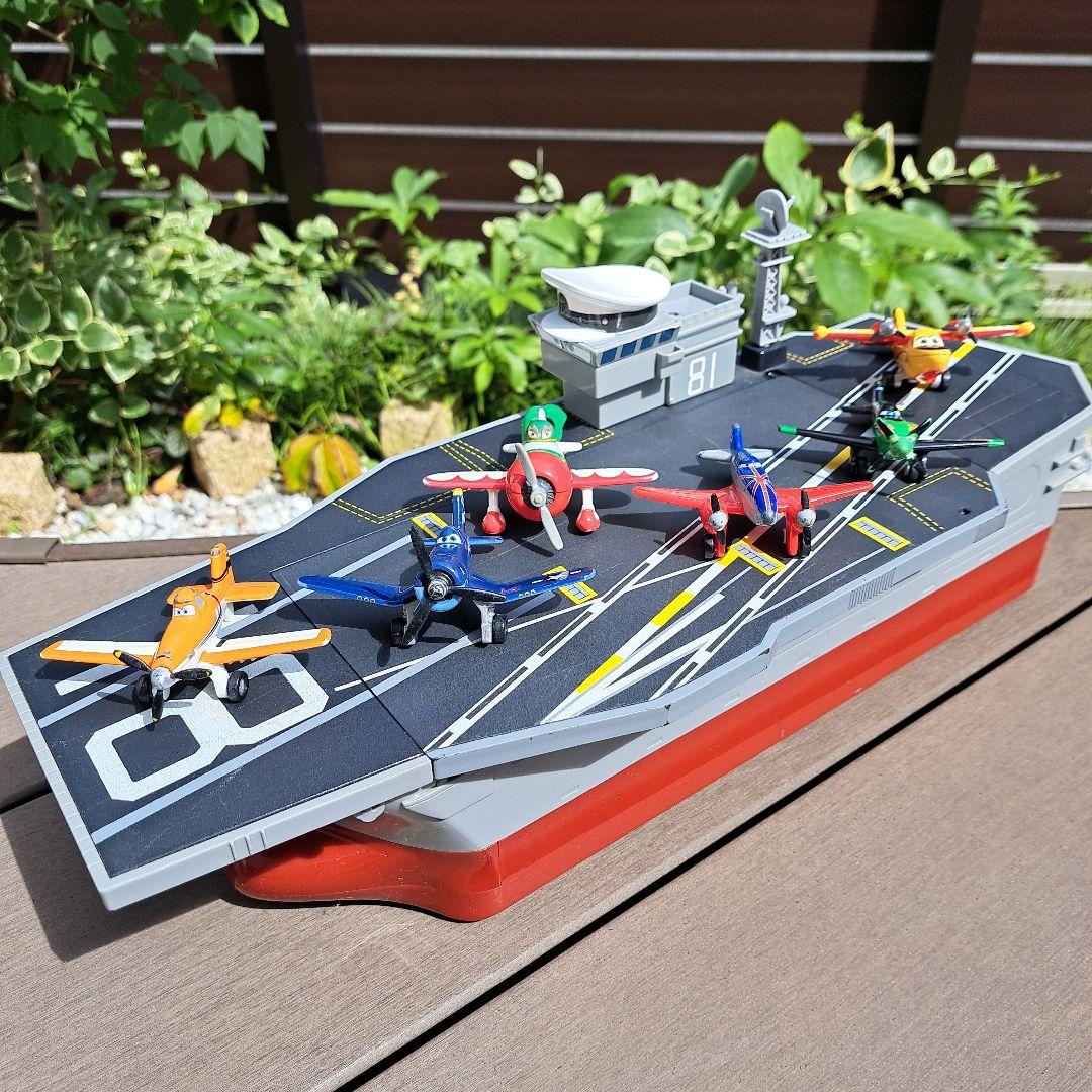 トミカDisneyプレーンズ 空母セット - メルカリ