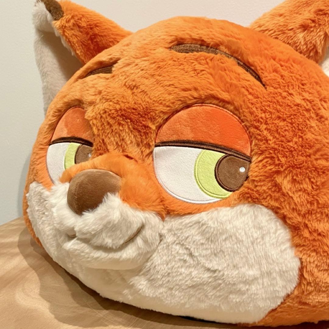 ニック 特大クッション ズートピア ディズニー ぬいぐるみ コストコ