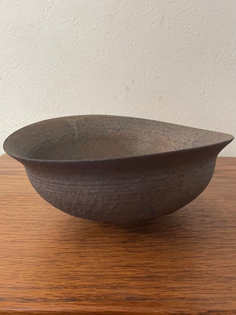 新品未使用 冨部咲喜子 たわみ鉢 陶器鉢 y鉢 輪花小鉢 浅 冨部咲喜子｜生活普段議shop