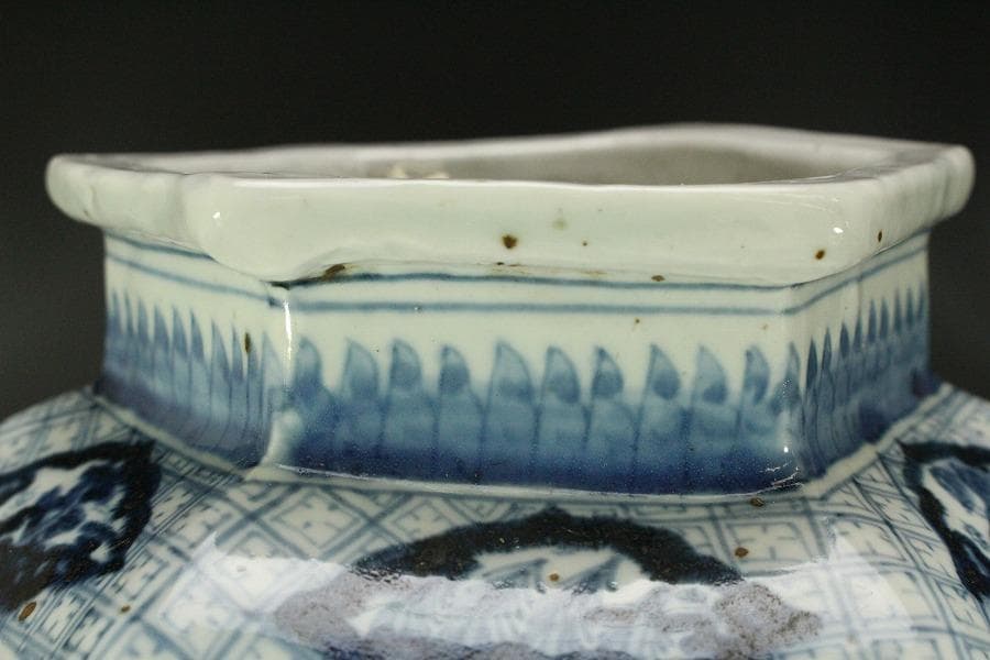 中国美術 青花 古染付 楼閣山水紋 六方 瓶 高25.5cm(RC991) - メルカリ