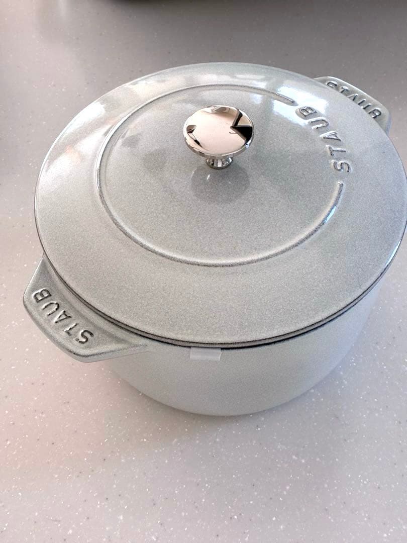 ストウブ staub ラ・ココット de GOHAN L 20cm カンパーニュ 楽天市場】staub ストウブ 「 ラ ココット de GOHAN カンパーニュ L