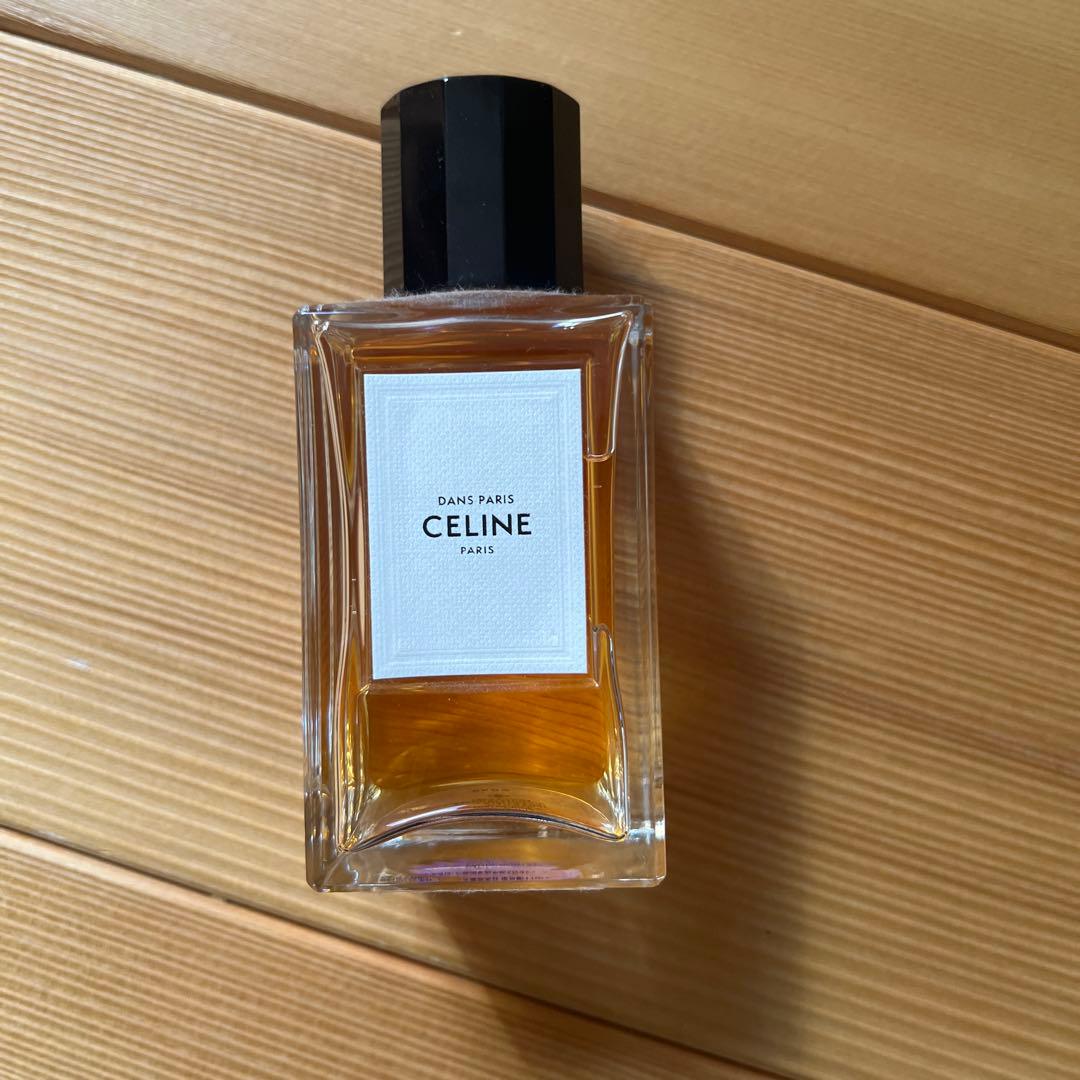 セリーヌ　香水 セリーヌ】パリのティーンエイジャーを表現した新作オードパルファムが