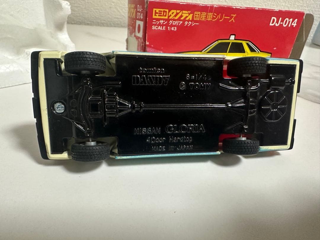 ☆トミカダンディDJ-014 ☆ ニッサングロリア箱付き - メルカリ