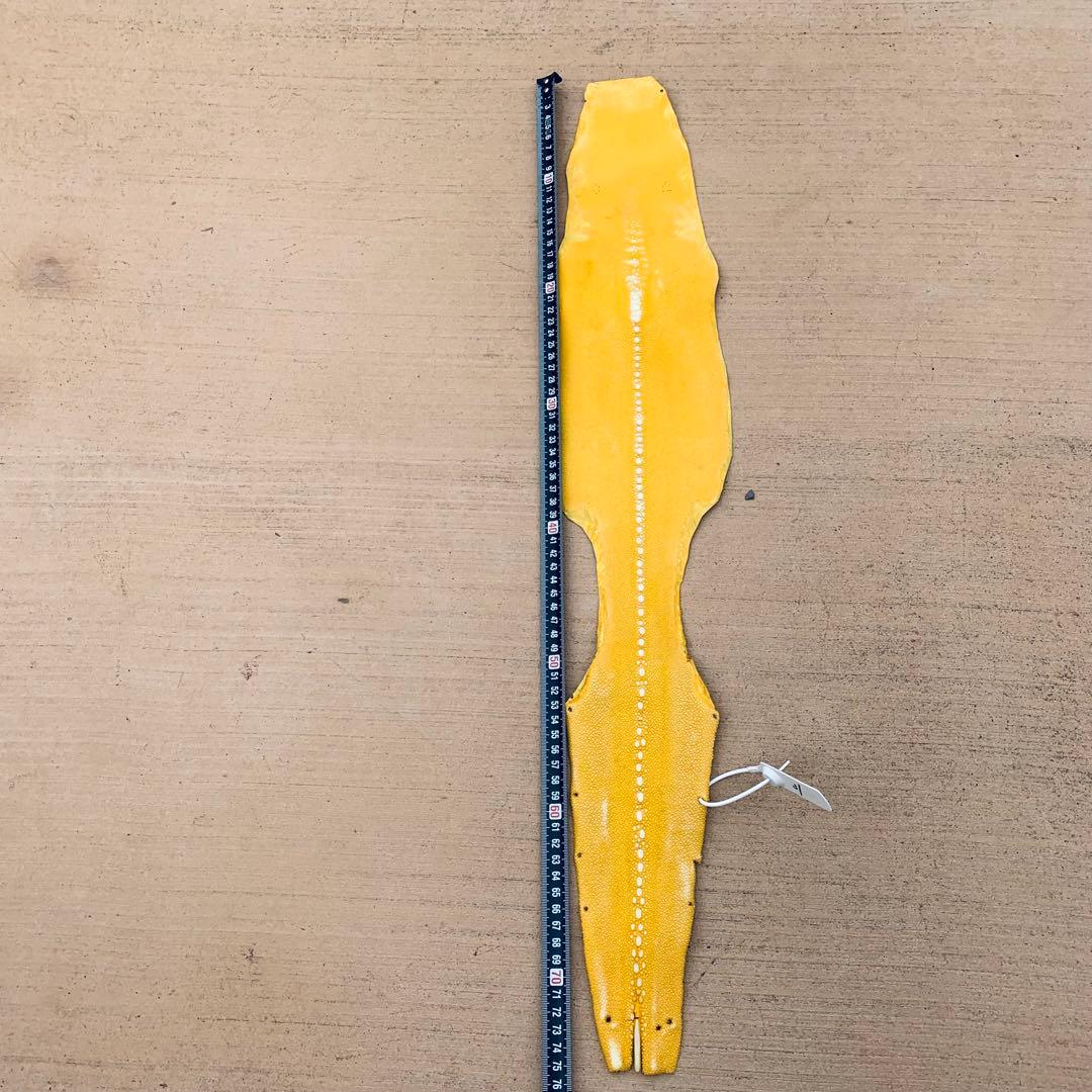 31 連石 ローストーン エイ革 鮫革 鮫皮 スティングレイ