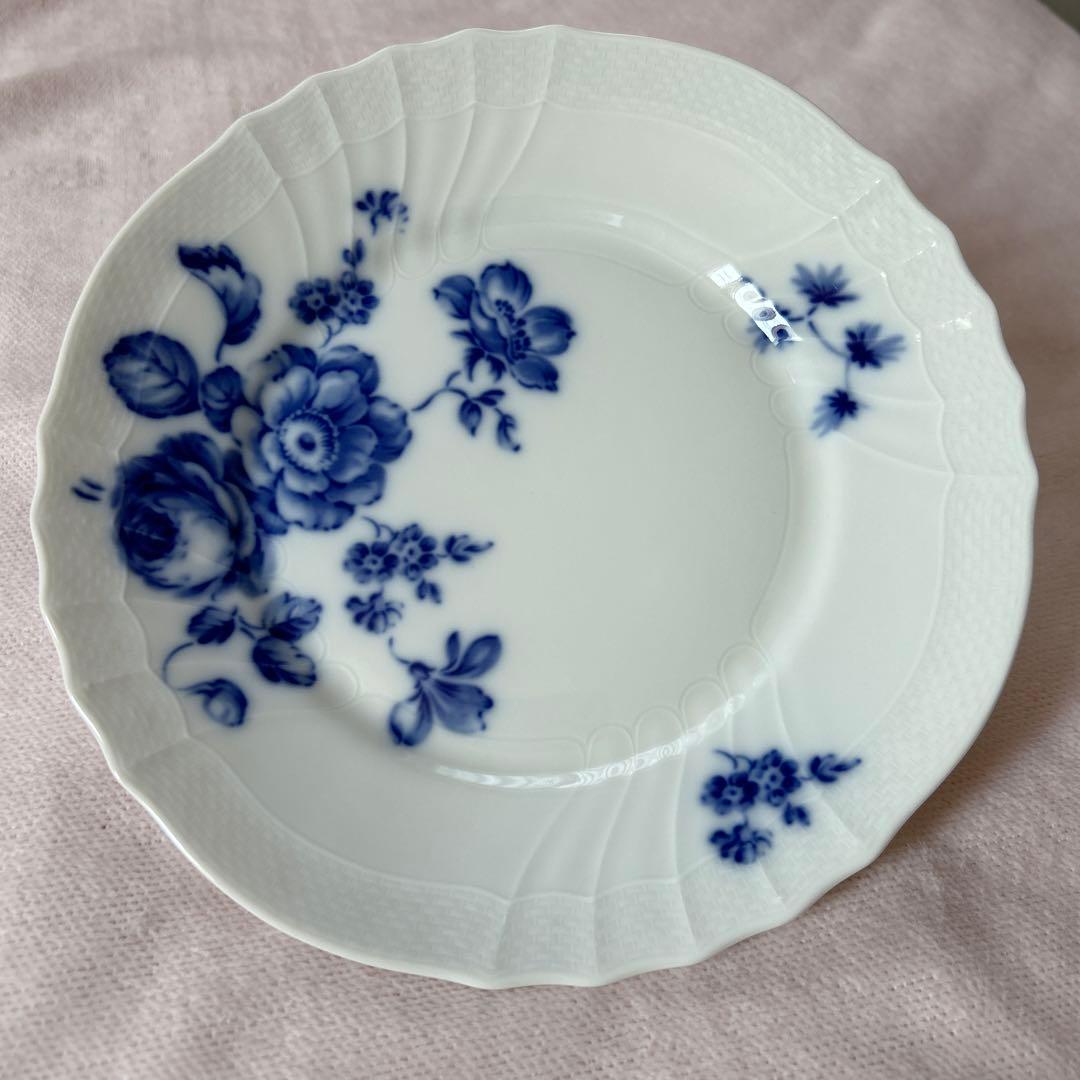 リチャードジノリ ローズブルー プレート20㎝ - メルカリ