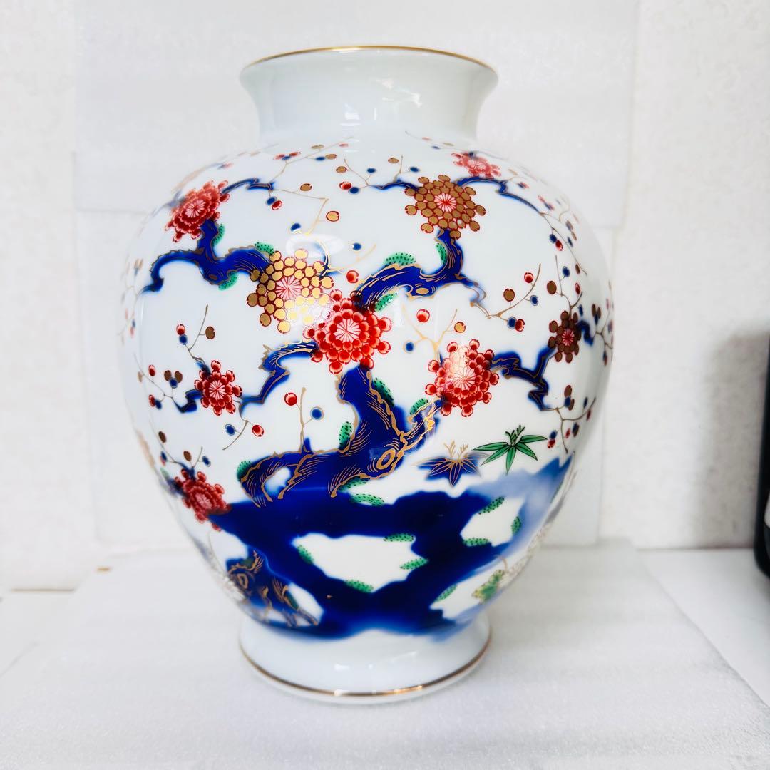 【極美品】深川製磁　宮内庁御用達　 大型花瓶 瑠璃梅図 金彩 壺 稀少品　老舗 楽天市場】【中古】深川製磁 花瓶 金彩瑠璃牡丹 宮内庁御用達 有田焼