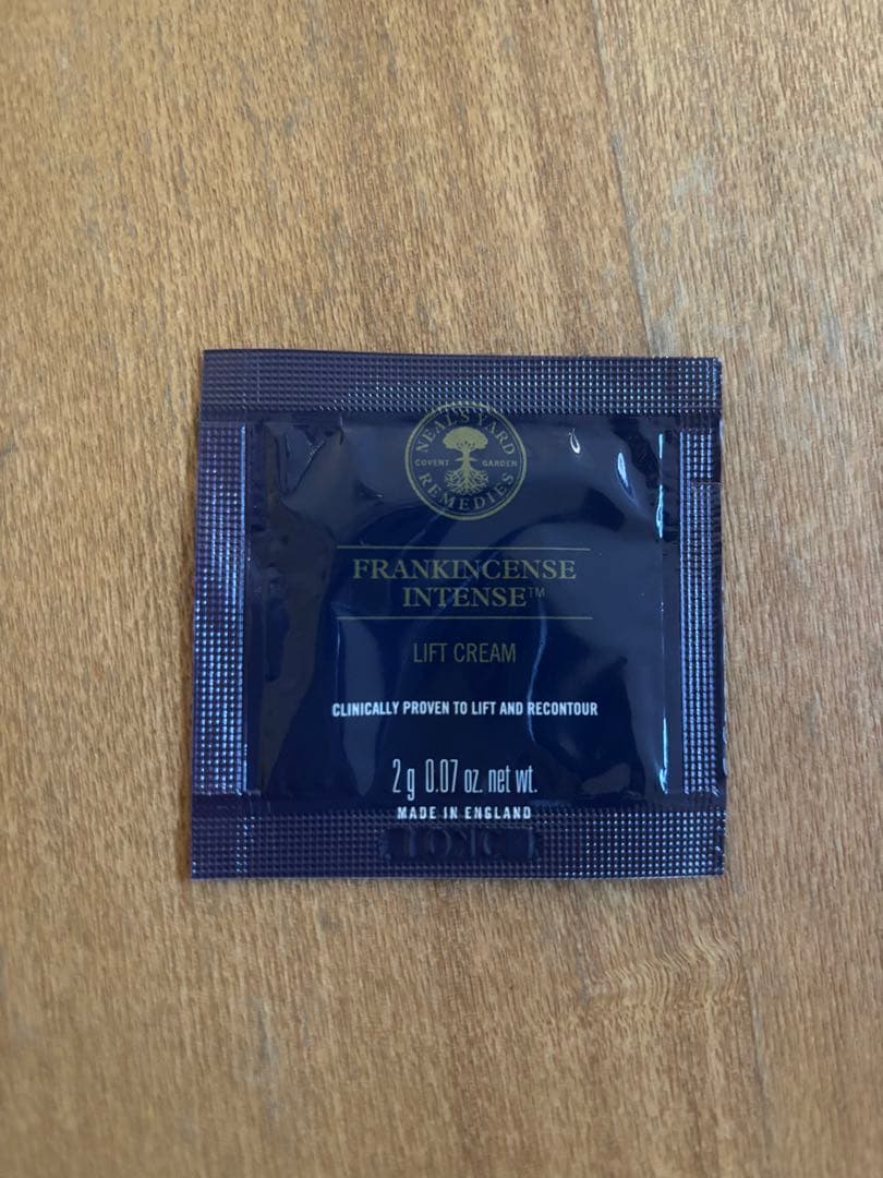 FRANKINCENSE INTENSE LIFT CREAM - メルカリ