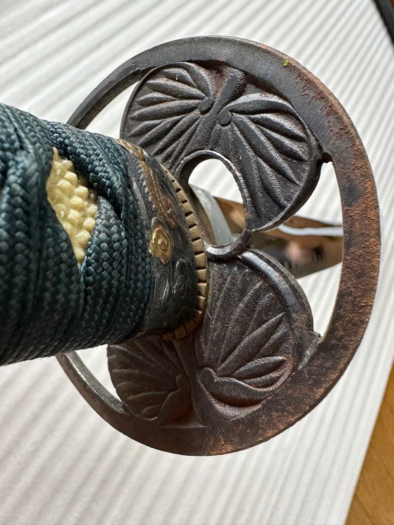 模造刀 樋入り刀身 打刀 黑鞘 コスプレ 鞘付き長さ約105cm 26B4 - メルカリ