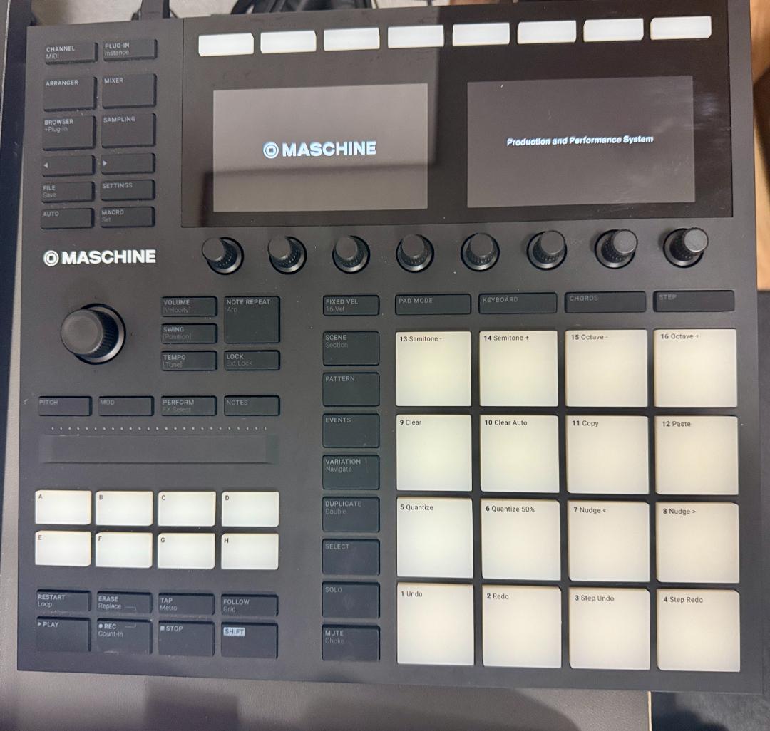 さ*ら様 s*a様 NATIVE Instruments MASCHINE MK Native Instruments MASCHINE+ (Maschine Plus) at Music City Canada