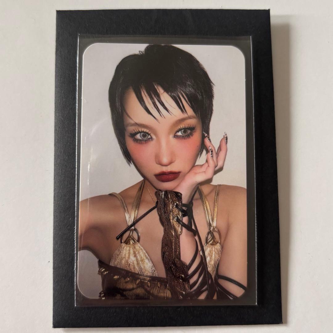 XG 会場限定ラキドロ トレカ CHISA チサ - メルカリ