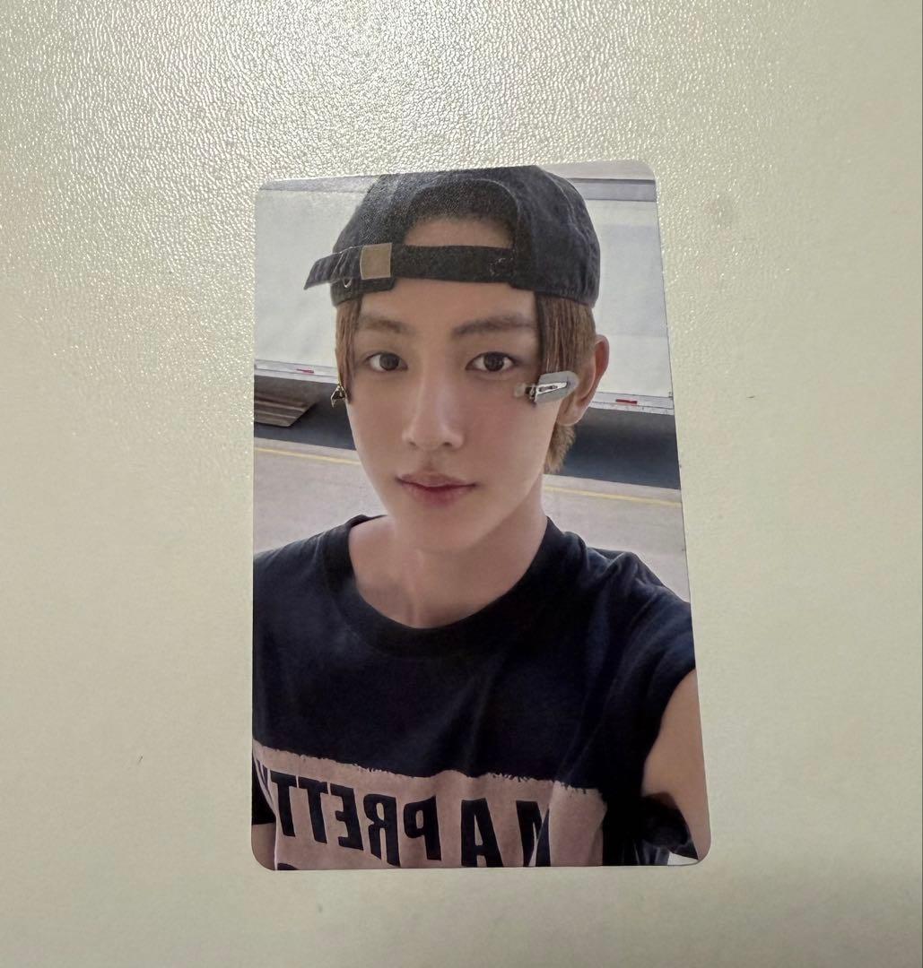 CORTIS ソンヒョン ラキドロ ユニバ　コルティス Amazon.com: Killer Klowns from Outer Space JoJo The Klownzilla 20