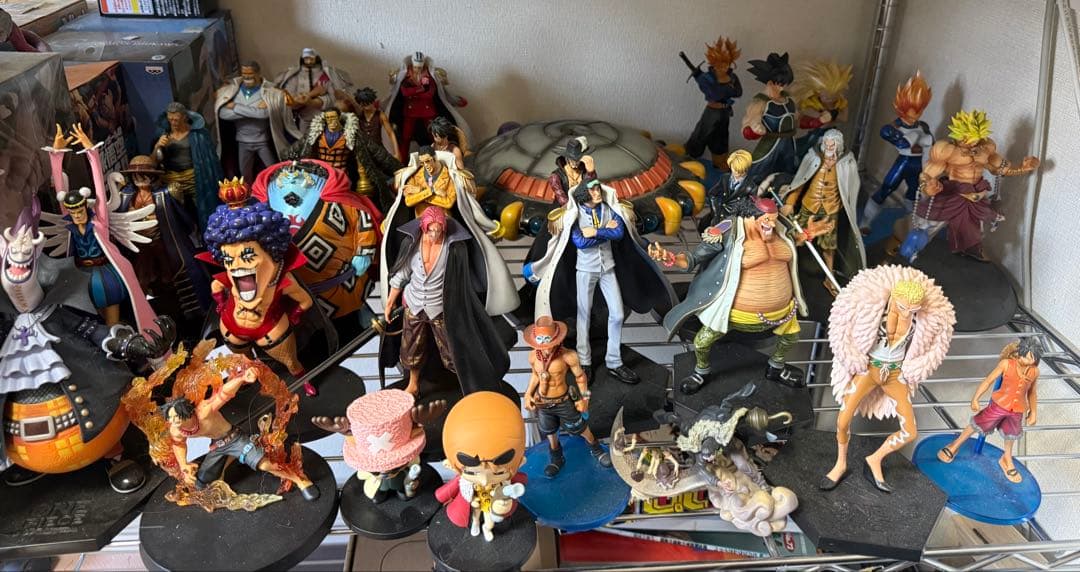 ワンピース フィギュアセット 複数体 - メルカリ