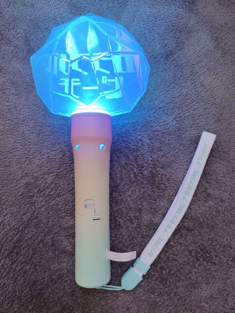 最終価格！カラフルピーチペンライト カラピチパラダイス2025 - メルカリ