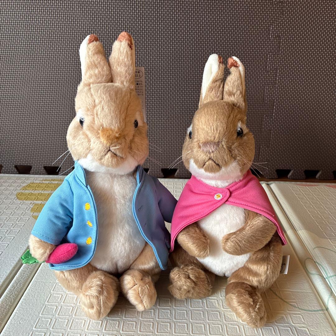 ピーターラビット ぬいぐるみ ペア ブルー ピンク 約30㎝ - メルカリ
