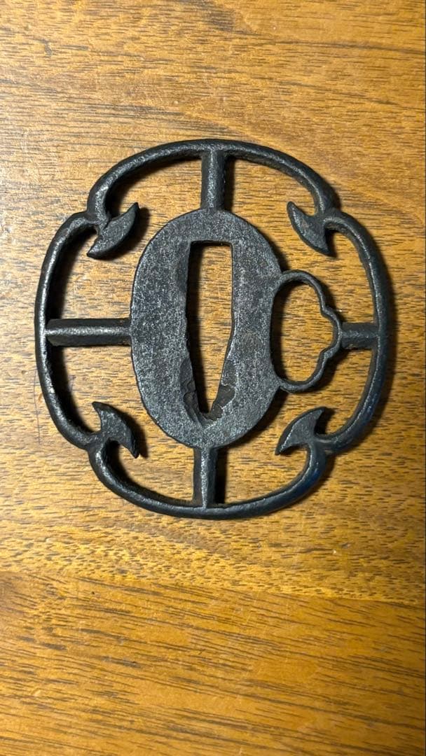 武具 刀装具 刀鍔 透かし鍔 鉄地 時代物 骨董品 - メルカリ