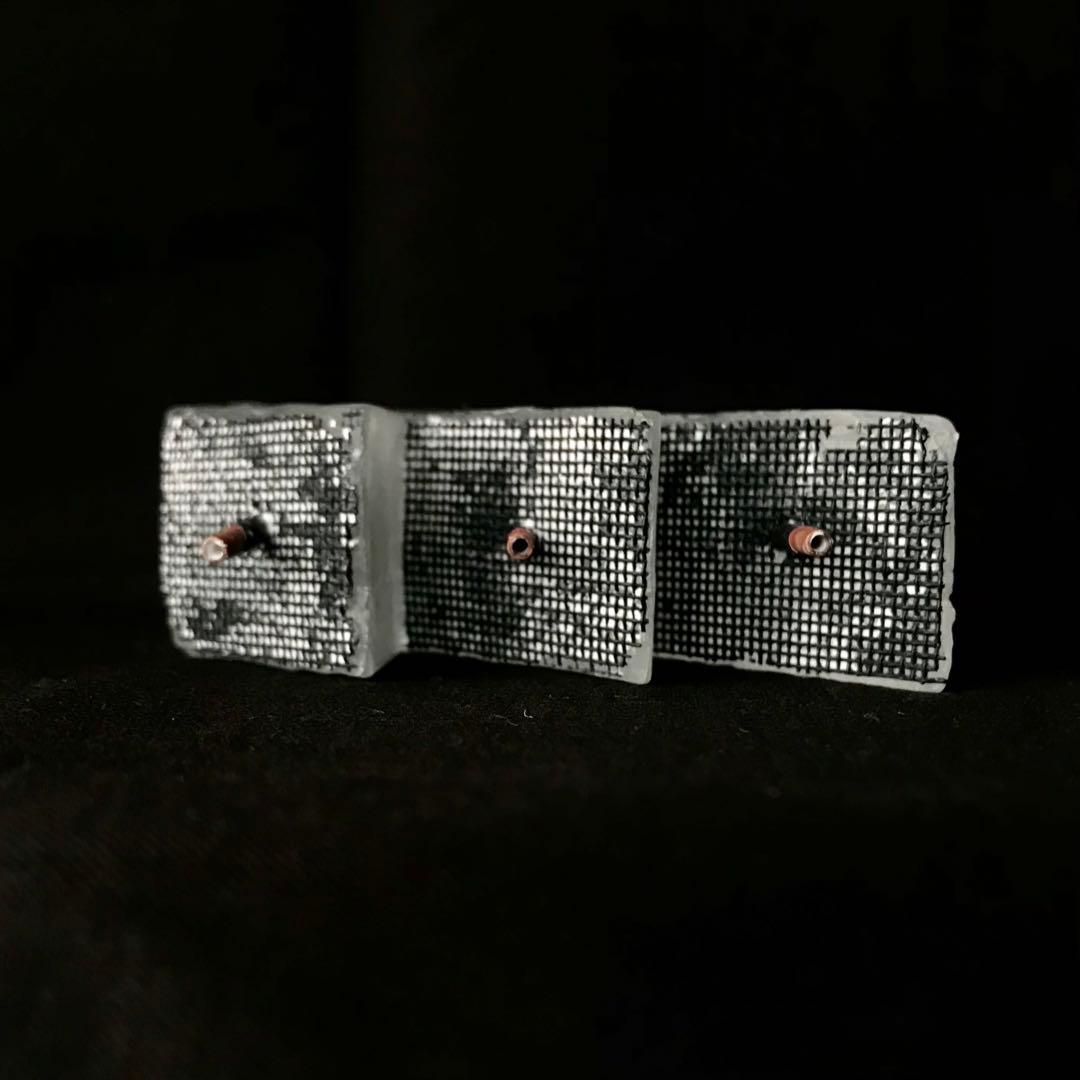 ガラス作家　佐伯泰典作　「夢工場　囚われた想い」