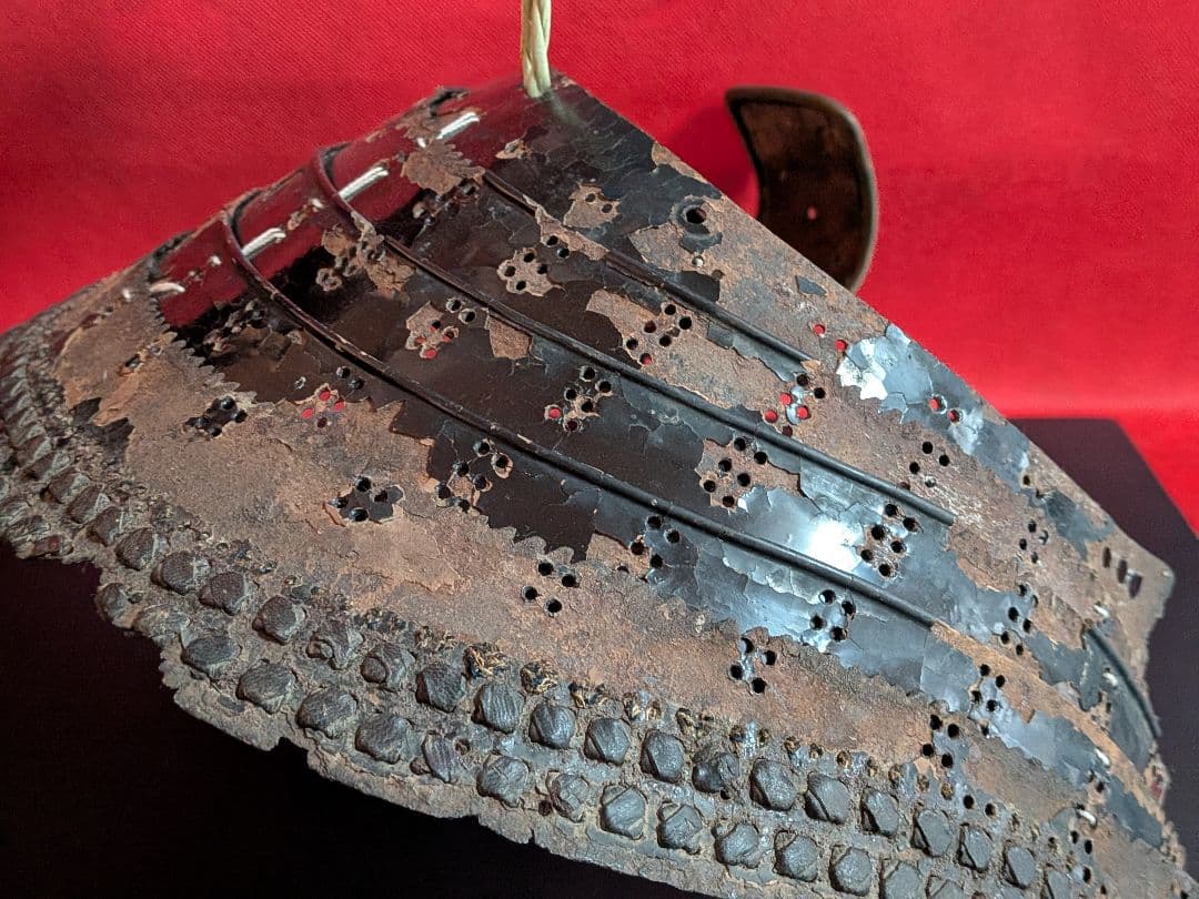 戦国武士時代本歌数百年前当時物兜シコロ残骸資料凄まじい姿景色稀少