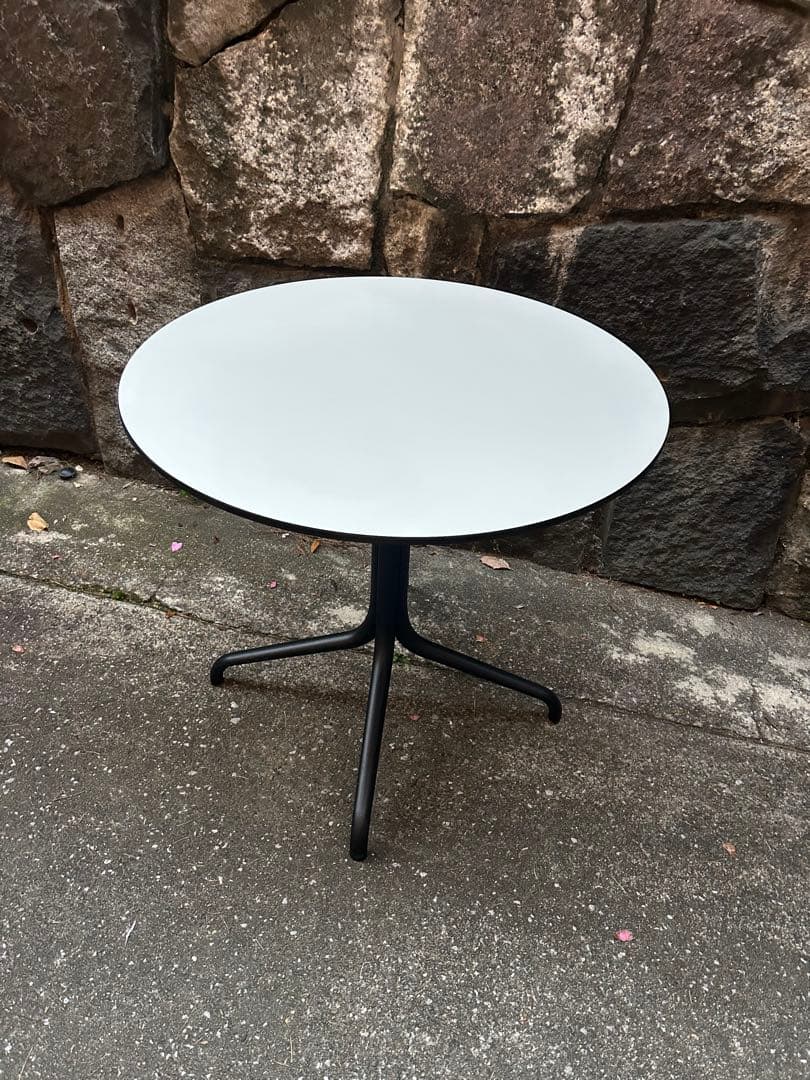 11F1204 Vitra ヴィトラ Bellevilleラウンドテーブル 11F1204 Vitra ヴィトラ Bellevilleラウンドテーブル Vitra（ヴィトラ