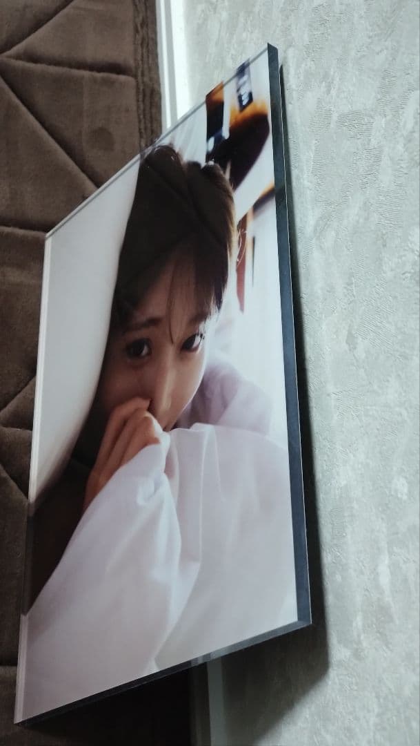 河北彩伽写真展「うたかたの花」写真#11（アクリルフレーム、サイン付き）