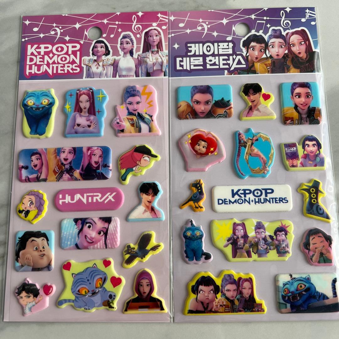 K-POP デーモンハンターズ ぷっくりシール 2枚セット - メルカリ
