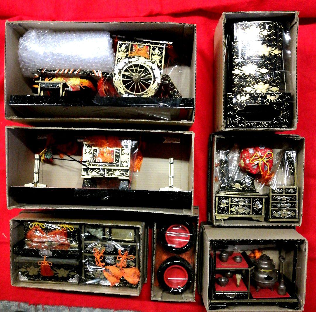 45号特選蒔絵盛り上げひな道具セット 45号特選蒔絵盛り上げひな道具セット