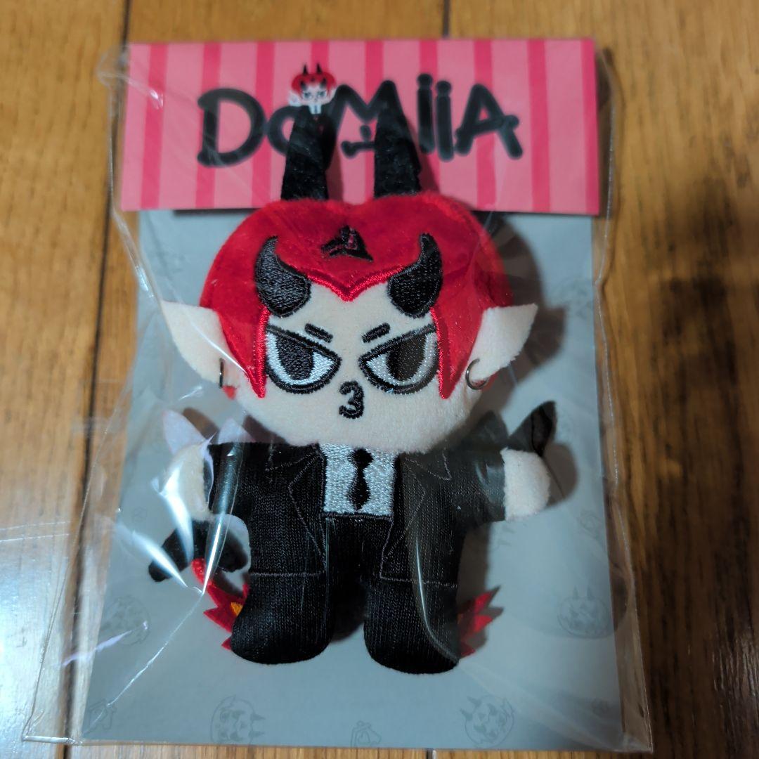 gmmtv perthsanta Domiia 巾着 ぬいぐるみ 缶バッジ - メルカリ