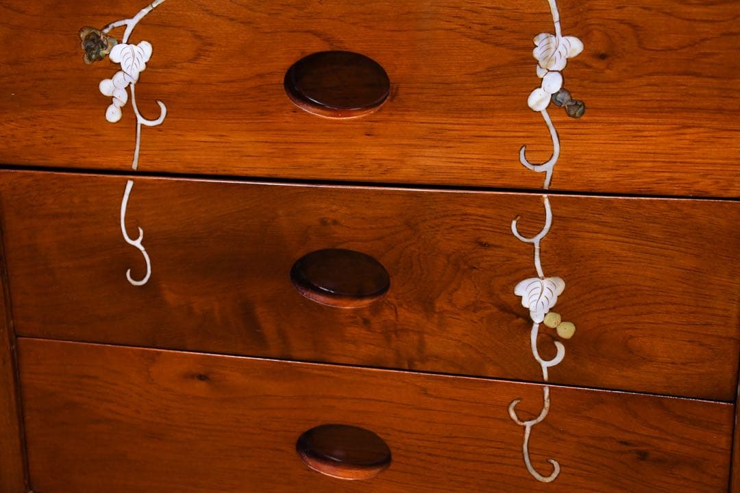 EHK79 唐木 カリン/花梨 無垢材 螺鈿細工 5段チェスト 葡萄模様 抽斗