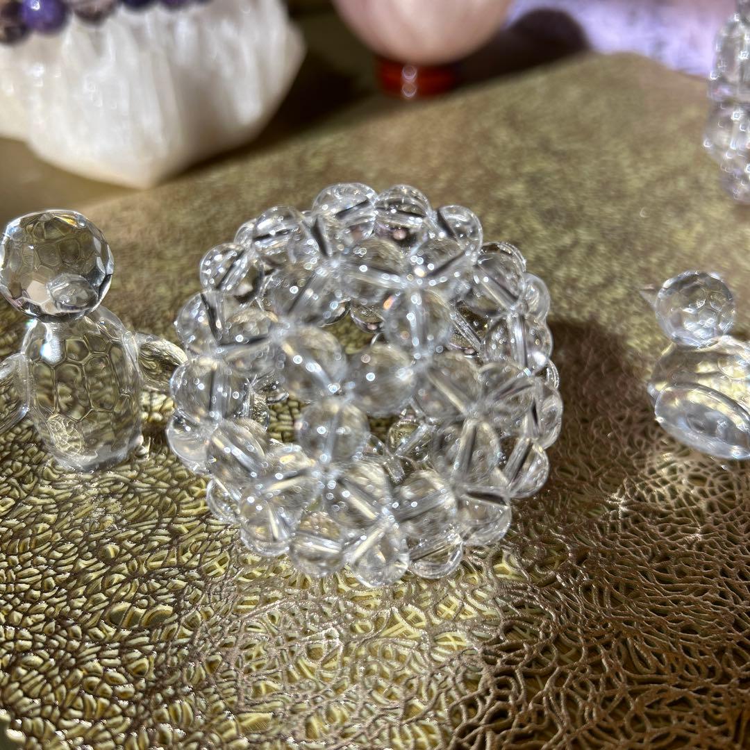 フラーレン Versatile roles of functionalized fullerenes in perovskite solar