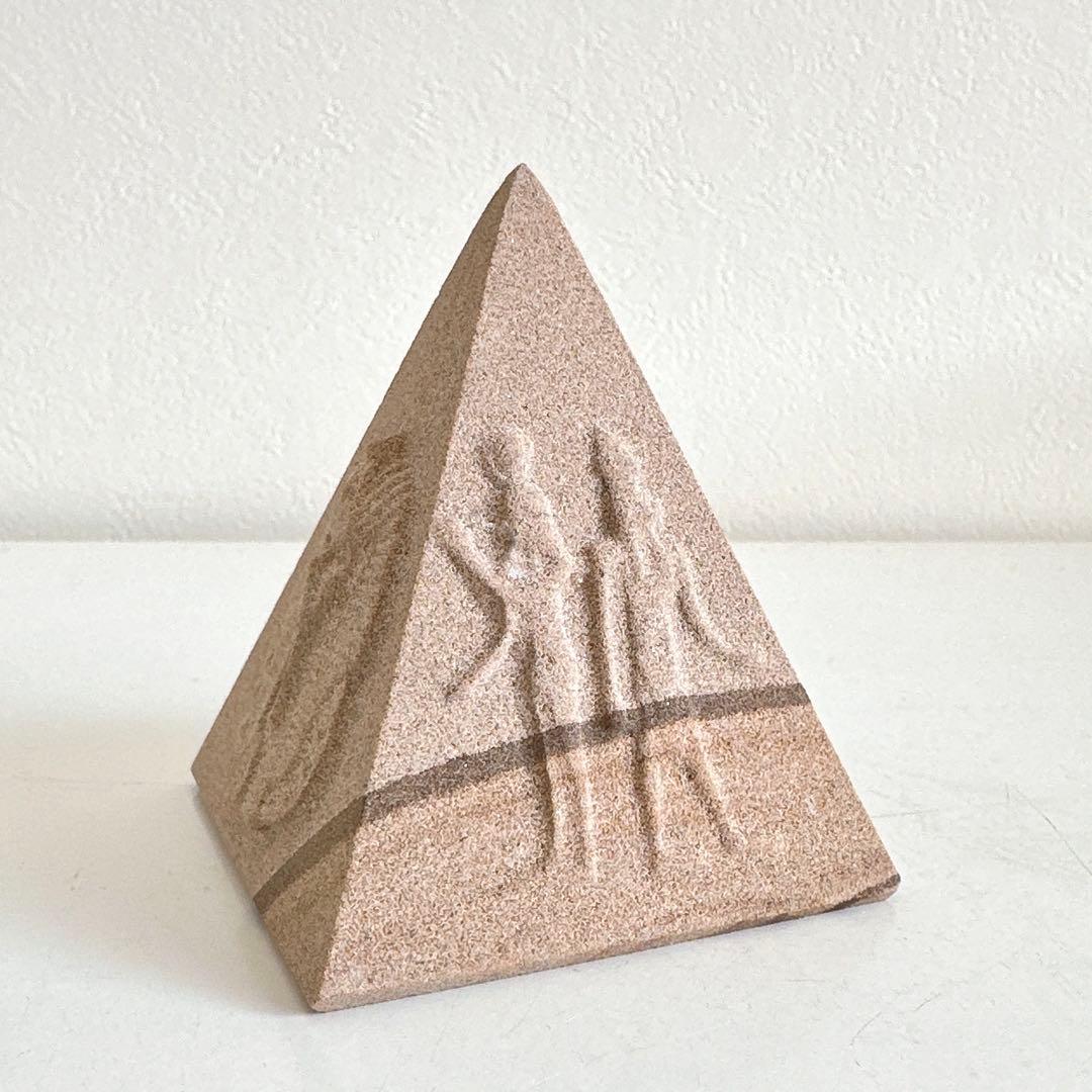 サンドストーン ピラミッド エジプト 天然石 置物 - メルカリ