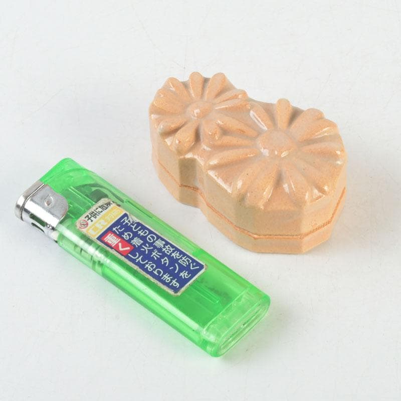 茶道具 萩焼 泥華窯造 坂田泥華 花香合 共箱 V 9729 - メルカリ