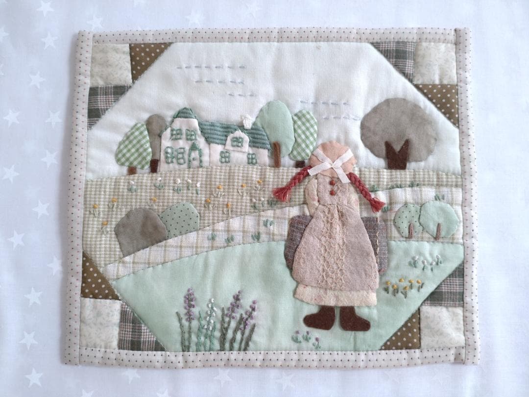 【レア】赤毛のアン　パッチワーク　タペストリー　ハンドメイド 赤毛のアン パッチワークタペストリー - AUNT-YUKIKO'S GALLERY