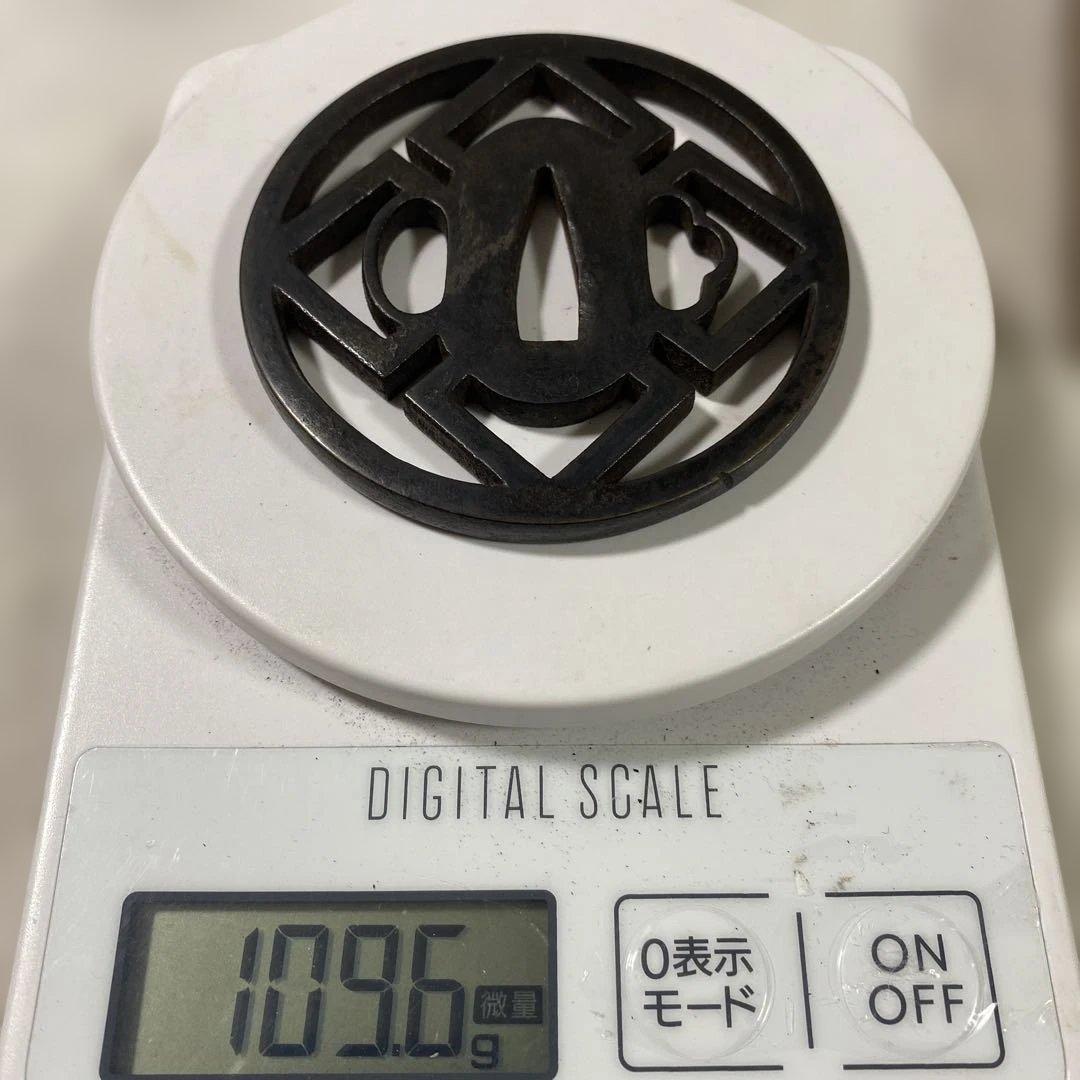 B-62 鍔 鉄地 武具 刀装具 日本 骨董品 時代物 美術品 工芸品 - メルカリ