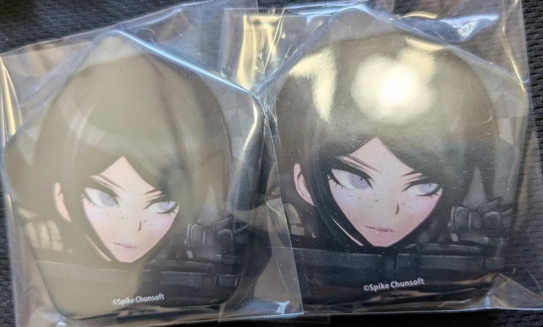 ダンガンロンパ ORBcafe オーブカフェ 等身缶バッジ 戦刃むくろ 2個