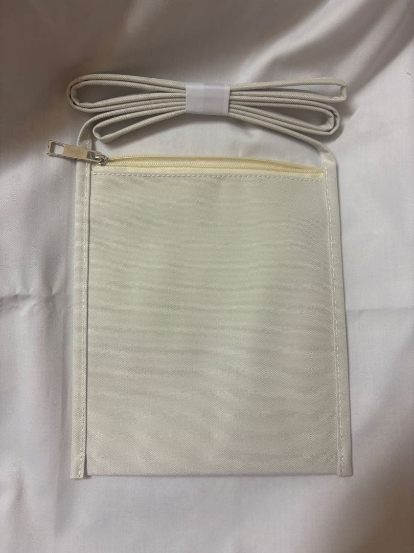 Chevon ヲ肉食べタイ倶楽部 冥冥 スクラッチくじ サコッシュ - メルカリ