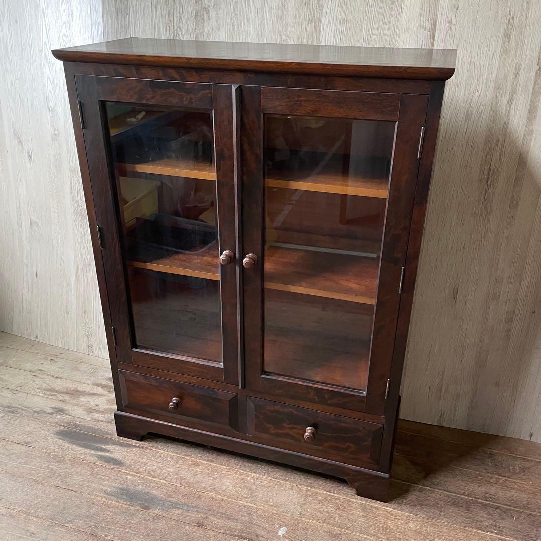 民芸家具 書棚 本棚 ガラスキャビネット アンティーク家具 ガラス扉 和家具 上品な英国アンティークのガラスキャビネット、スリムな1枚扉付き本棚