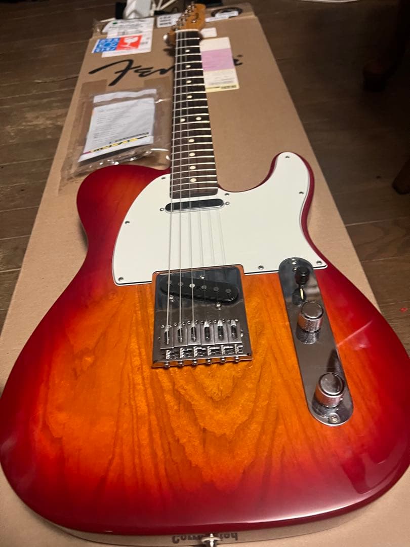 ギター FENDER Player II Aged Cherry Burst Fender Player II Telecaster Rosewood - Aged Cherry Burst | Cream