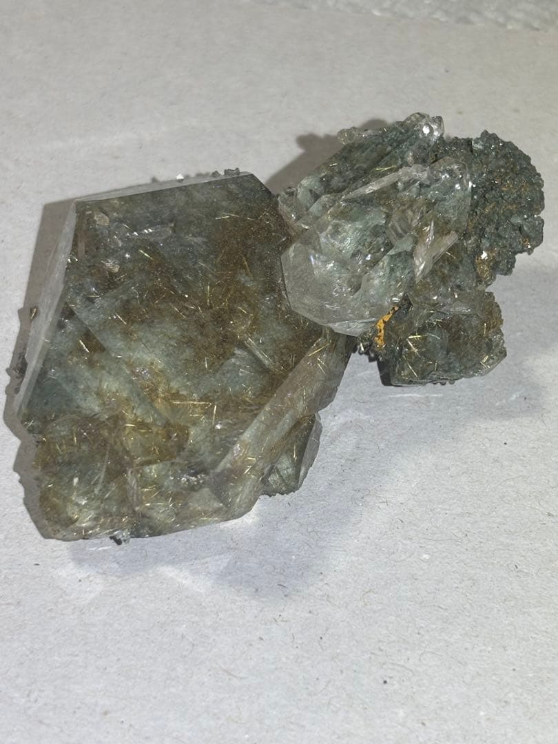 希少　マニハール水晶 ルチル共生 レコードキーパー多数　虹 希少 マニハール水晶 ルチル共生 レコードキーパー多数 虹 - メルカリ