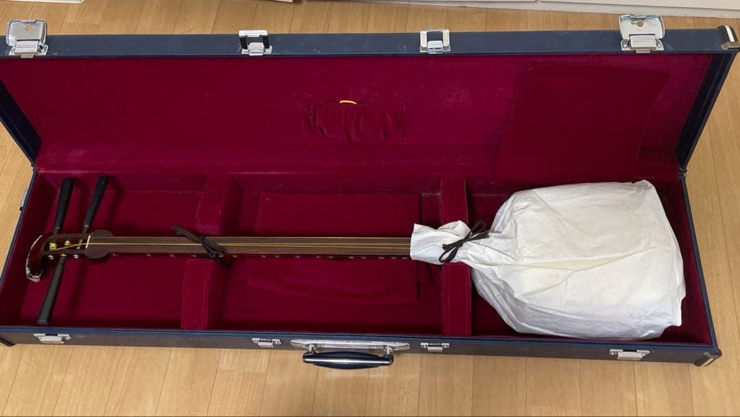 ZONO様向け】 三味線 中棹 正寸 ハードケース付き 皮破れなし 付属品