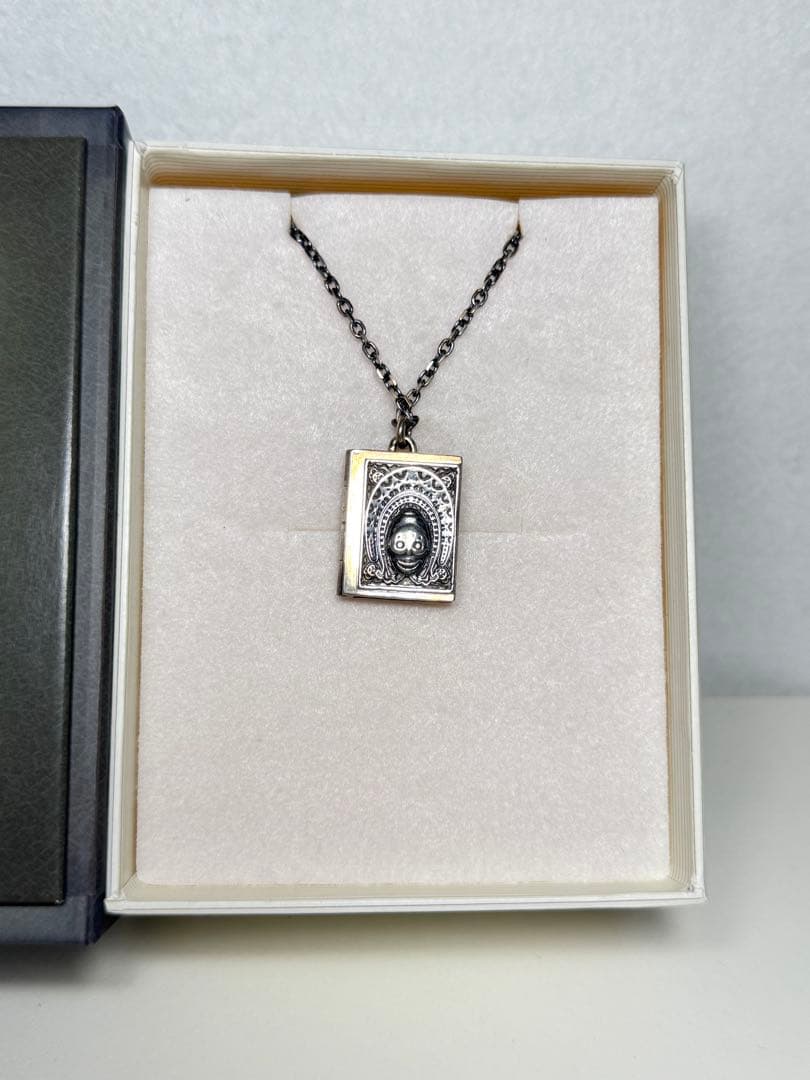 ニーア レプリカント/ゲシュタルト シルバーロケットペンダント ＜黒の