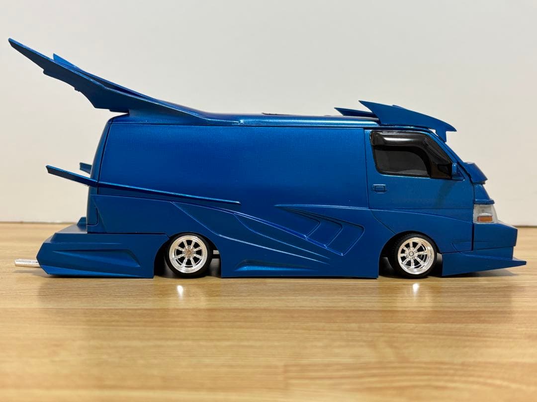 ☆*！様 アオシマ1/24ハイエースバニングカーゼルダ - メルカリ