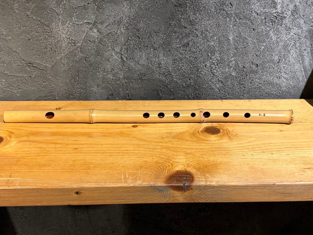 秀勝　真竹笛　5本調子　美品 楽天市場】篠笛立平 唄物 7穴 4本調子 5本調子 人工煤竹拭漆 姿管 和