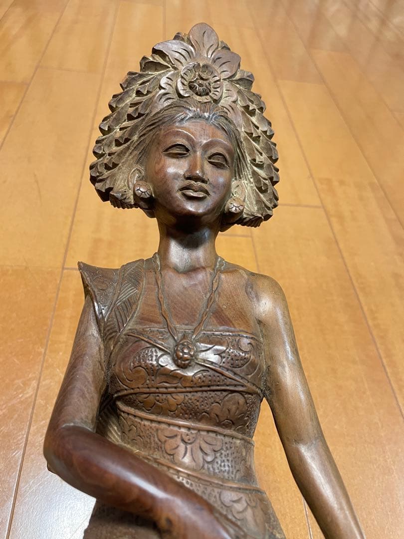 木彫りアート② バリ 木製女性像の彫刻 約53cm - メルカリ