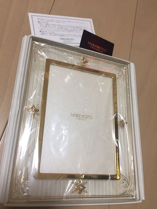 新品・未使用 ミキモト パール付 フォトフレーム 写真立て MIKIMOTO - ミキモト MIKIMOTO 写真立て フォトフレーム の通販 by